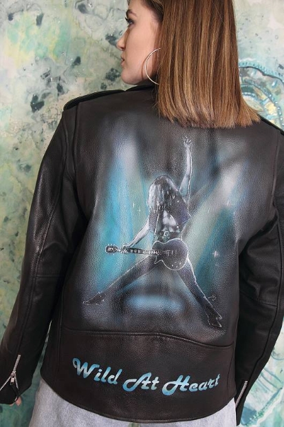 lederjacke notenschluessel gitarre dumbsky_3409