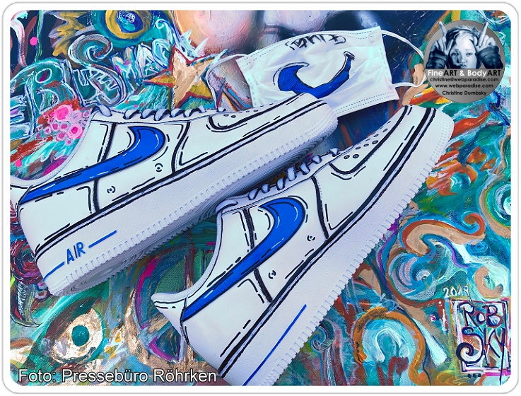 comic schuh bemalung nike airbrush best of christine dumbsky1012