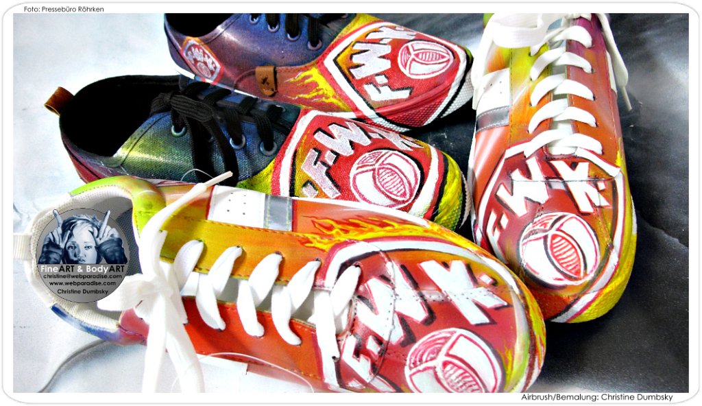 fussball-schuhe-fussballschuhe-handbemalt-airbrush-soccer-shoes-handpainted-wuerzburger-kickers_7504