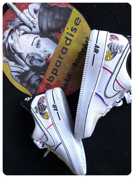 patron-biene-airbrush-nike-bemalung-airbrush-turnschuhe