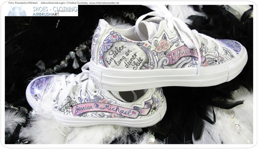 schuhe-handbemalt-personalisiert-vom-kuenstler-chucks-converse-brautschuhe-hochzeitsschuhe_7460