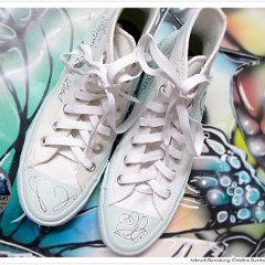 brautschuhe-chucks-turnschuhe-bemalt-bemalte-handbemalt-airbrush-bemalung-hochzeit-schuhe-schuhbemalung-vom-kuenstler-webparadise_7571.jpg