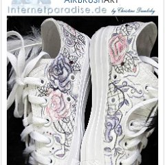 schuhe-handbemalt-personalisiert-vom-kuenstler-chucks-converse-brautschuhe-hochzeitsschuhe_7456.jpg